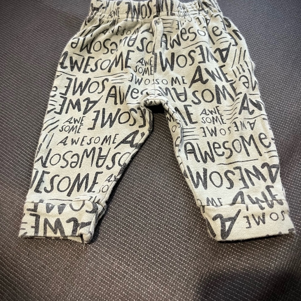 Chick Pea Green 'Awesome' Print Joggers